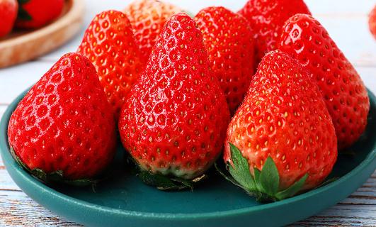 丹东草莓为什么免洗 草莓不洗直接吃可以吗