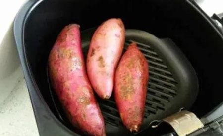 用空气炸锅烤红薯可以切开吗 空气炸锅烤红薯要先煮一下吗