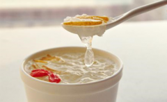 桃胶燕窝皂角米的做法步骤,桃胶燕窝皂角的功效作用
