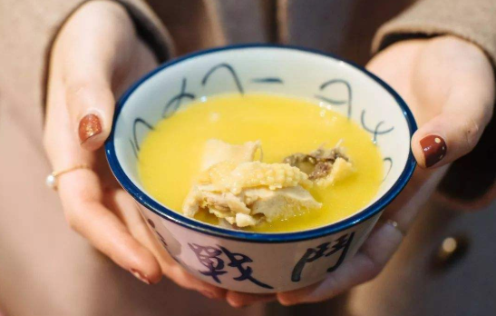 木瓜炖燕窝要多长时间,木瓜炖燕窝的做法步骤及功效