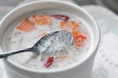 聊一聊为什么牛奶不能直接炖燕窝
