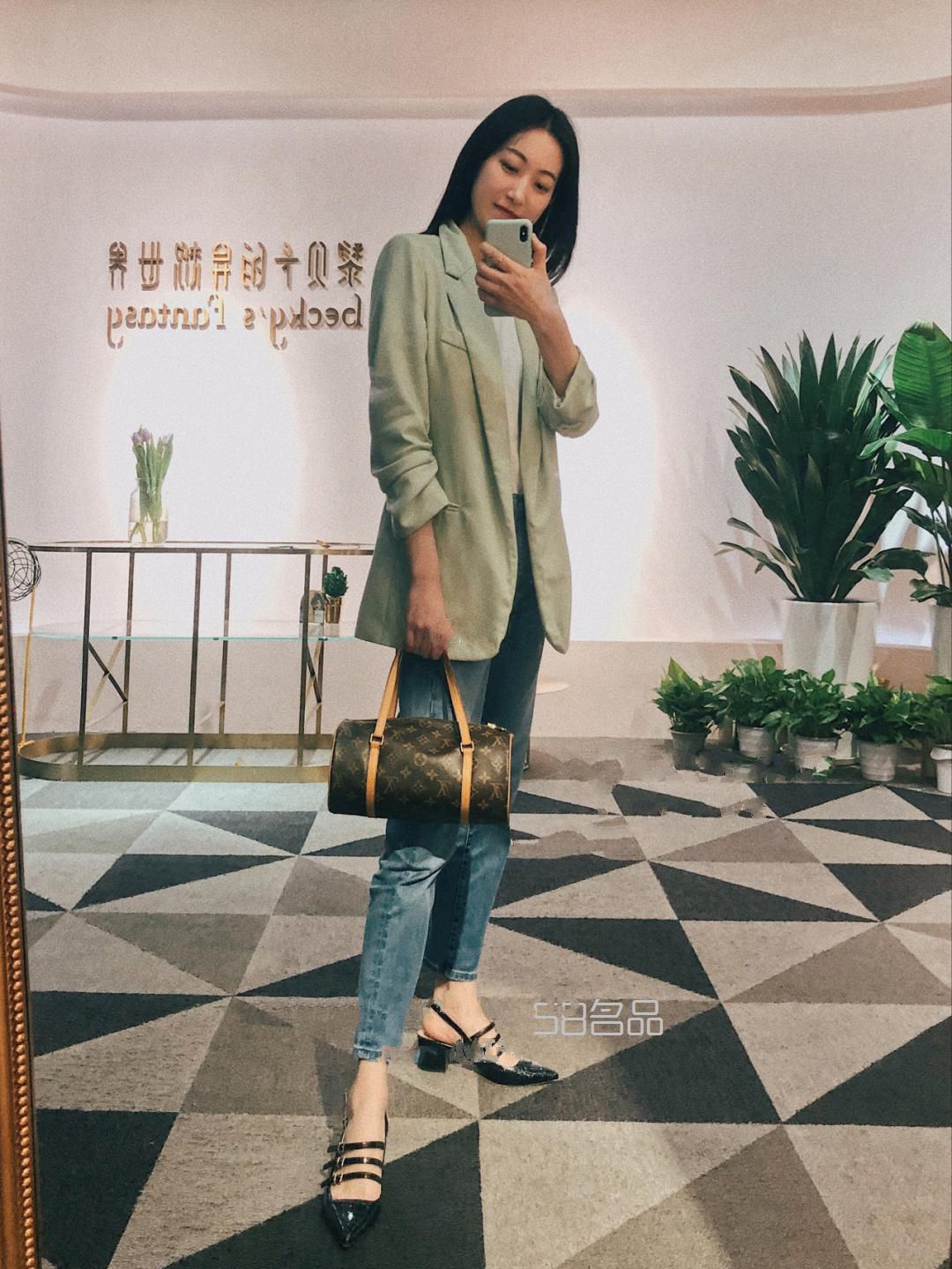 ootd,LV圆筒包Day 1,lv epi水波纹绿色牛皮女士手提包